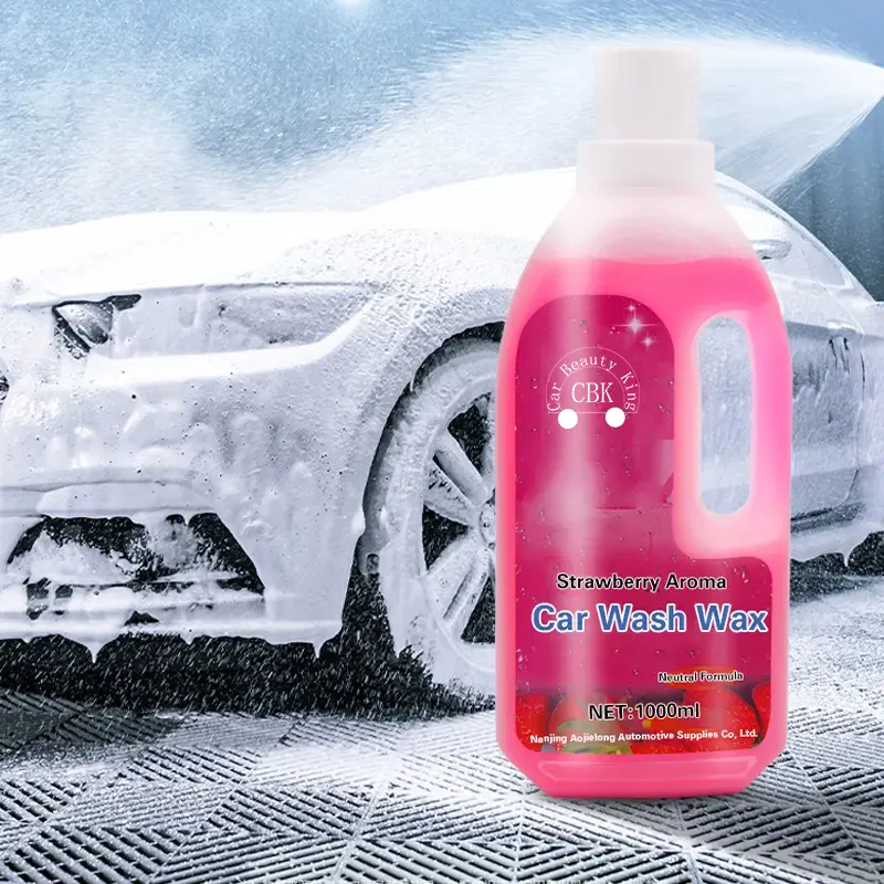 स्ट्रॉबेरी सुगंध कार वॉश साबुन क्लीनर समृद्ध फोम कार देखभाल के लिए बड़ी क्षमता बर्फ फोम कार वॉश शैम्पू