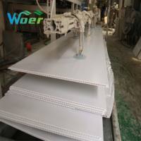 Vente directe usine – Panneau mural et de plafond en PVC imitation bois, moderne et artistique, étanche, ignifuge et insonorisé pour hôtels et hôpitaux