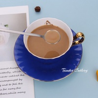 Nouveau Design de mode cuillère ronde en acier inoxydable Mini accessoires cuisine maison cuillère à café avec Long manche
