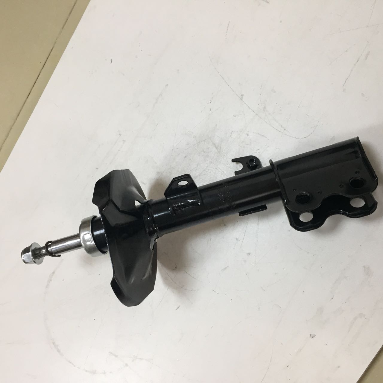 48520-80140 Shock Absorber for Corolla Matrix Vibe CE140