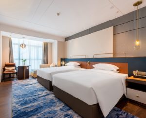 Meibao Yazhi Hotel mobili moderni set di camere da letto di lusso per resort a <span class=keywords><strong>4</strong></span> stelle Boutique Hotel fabbricati legno mobili Hotel - Product Image 5