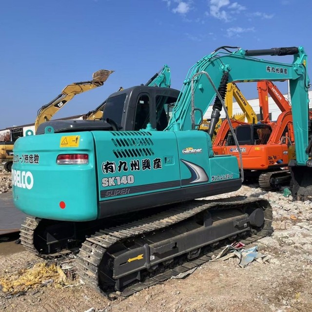 Cheap 14 Ton Japanese Kobelco Sk140 Used Excavator and Engineering Machinery Digger for Sale