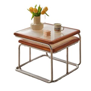 Mid-Century-Beistelltisch-Set aus 2 Teilen mit Chromrohrrahmen, geflochtenem Rattan und Glasplatten, Beistelltische für das Wohnzimmer - Product Image 5