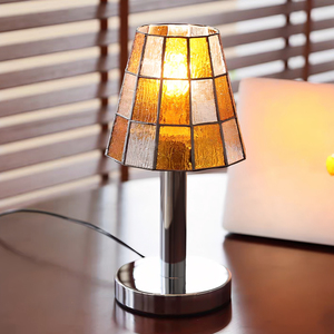 <span class=keywords><strong>Lampe</strong></span> de table <span class=keywords><strong>Tiffany</strong></span> en verre teinté, source de lumière LED, <span class=keywords><strong>lampe</strong></span> de bureau <span class=keywords><strong>Tiffany</strong></span> en mosaïque de verre du milieu du siècle pour chambre à coucher, salon, bureau - Product Image 2