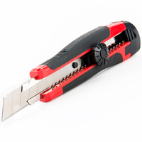 Cutter utilitaire de bureau en plastique à lame rétractable pivotante de 18 mm avec poignée ergonomique et logo personnalisé, idéal pour le papier et les travaux manuels