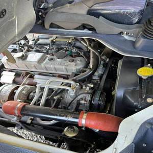 Camion <span class=keywords><strong>à</strong></span> benne Isuzu 5T 8T Capacité 4*2 Transmission <span class=keywords><strong>à</strong></span> chenilles en caoutchouc Composants principaux Boîte de vitesses Pompe Moteur Moteur Utilisé 1000 - Product Image 5