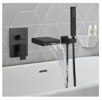 Robinet de douche cascade moderne en laiton poli chromé avec barre coulissante, pommeau de douche carré à jets pluie, jet direct et massage