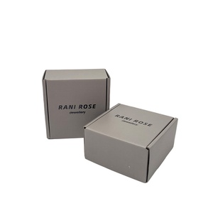 Caja de Envío de Papel con Logotipo Personalizado, Bajo MOQ, Impresión Mate o Brillante, para Ropa, Regalos y Embalaje - Product Image 3