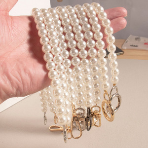 โซ่ไข่มุกสีแดงสด 8 มม. ลูกปัดเงาสูง ลวดเหล็ก DIY สำหรับกระเป๋าสะพายข้าง - Product Image 2