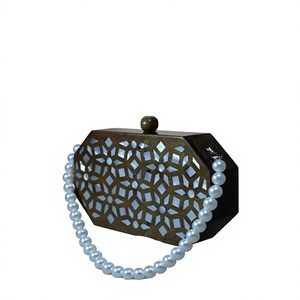 Sac à main en bois de luxe fait main avec incrustation de nacre MOP et finition polie pour mariage, soirée et occasions festives - Product Image 1