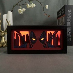 Venta al por mayor: Lámpara LED de caja de luz de anime con diseño 3D de Spiderman y Deadpool, 220 diseños, en stock - Product Image 1