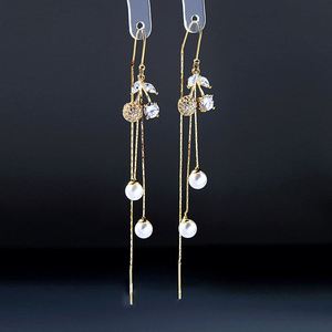 Boucles d'oreilles pendantes en pierre naturelle CherryShape, style cyber-célébrité, avec pompon, luxe léger, design élégant pour femmes, boucles d'oreilles créoles haut de gamme - Product Image 1
