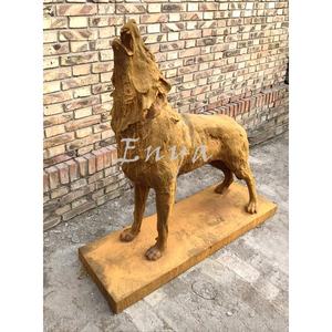 Grande prato rustico realistico ululante statua del lupo all'aperto decorazione da giardino in ghisa animali realistici artigianato in metallo - Product Image 4