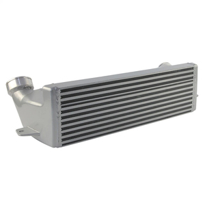 Intercooler de Alto Rendimiento para <span class=keywords><strong>BMW</strong></span> 325d 330d <span class=keywords><strong>335d</strong></span> E90 E92 E93 Diésel 05-13 - Product Image 2