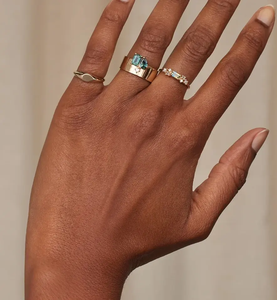 Bague de bricolage en laiton plaqué or 18 carats avec émeraude et saphir taillé en poire et diamant Bague d'accent en pierres précieuses à la mode - Product Image 2