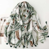 2025 printemps été mince foulard en soie fleurs tropicales feuilles de bananier imprimer gland châle Polyester écharpe pour les femmes