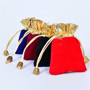 Bolsa de terciopelo rojo al por mayor en stock para joyería, bolsa con cordón para cuentas, embalaje de joyas - Product Image 1