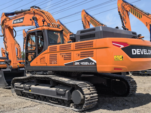 รถขุดตีนตะขาบ DEVELON DX450 ขนาด 44.3 ตัน สำหรับงานขุดเหมืองแบบเปิด งานขุดหินแข็ง งานขุดดินจำนวนมาก งานโครงสร้างขนาดใหญ่ รับประกัน 1 ปี - Product Image 3