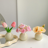Set Bunga Tulip Kering Dekoratif Bunga Buatan Minimalis Vas Meja Keramik Mulut Lebar Mini Tahan Lama nan Indah