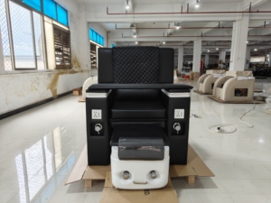 New Design for Royal Spa Pedicure Chair Grey Color Hot Sale Luxury Black <b>Electric</b> Massage Acrylic Basin Pedicure Chair - Product Image 2