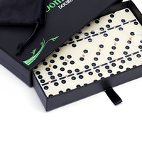 Jeu de dominos double six en acrylique personnalisé avec points et logo imprimés pour le divertissement des jeux de société