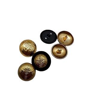 2024 Bán Hàng Nóng Tùy Chỉnh Thiết Kế Kim Loại Nút Áo Áo Gió Rãnh Phù Hợp Với Chân Kim Loại Nút - Product Image 1