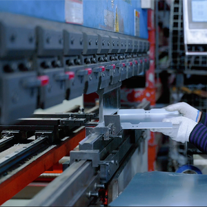 Troquel CNC personalizado para fabricación de chapa, soldadura y estampado de piezas en la industria del hardware - Product Image 5