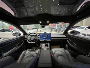 XIAOMI SU7 d'occasion, transmission intégrale 4 roues motrices, longue autonomie, édition MAX, véhicule électrique, berline 4 portes 5 places, haute performance, gris sur noir - Product Image 6