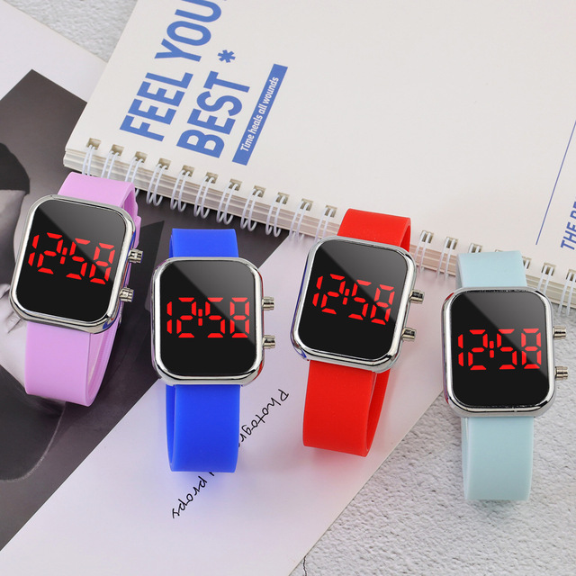 New Fashion Trend Digital Display Electronic Watch for Women Pretty Silicone Elastic Small Wristband Sports Men Led Watch