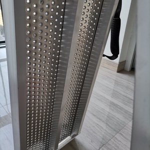 <span class=keywords><strong>Antai</strong></span> Factory vend 30% de réduction Rampe de chargement de voiture en aluminium argenté personnalisable pour VTT avec capacité de 340kg et garantie de 12 mois - Product Image 5