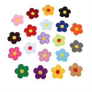 Offre Spéciale Prix de Gros Écussons en Feutre Brodés Thermocollants Motif Tournesol Coloré de 5 cm (2 Pouces) pour Décoration DIY - Product Image 3