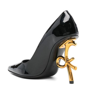 Sandalias de tacón alto de charol con punta en pico para mujer, estilo slingback, con lazo dorado y correa trasera metálica - Product Image 5