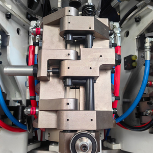 Máquina automática de llenado y tapado de botellas de PET Combiblock <span class=keywords><strong>Combi</strong></span>, purificación de agua potable y embotellado - Product Image 4