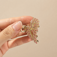 Pince à cheveux en forme de cœur de 4 cm avec strass, mini pince requin élégante pour femmes et filles, accessoires capillaires quotidiens et de fête