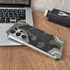 Funda Magnética para Teléfono con Marco de Aluminio Desmontable, Panel Trasero Acrílico con Patrón de Fibra de Camuflaje para <span class=keywords><strong>Samsung</strong></span> S22 <span class=keywords><strong>S23</strong></span> S24 S25 S26 Ultra - Product Image 4
