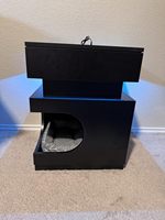 HANYEE Boîte à litière pour chat avec station de charge, lumière LED RGB, toilette pour chat dissimulée, table d'appoint