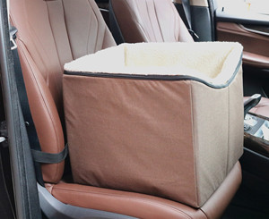 Vente en gros de siège <span class=keywords><strong>rehausseur</strong></span> de voyage pour voiture sport de luxe design frontal pour chien Oxford polyester porte-siège auto pour animaux de compagnie <span class=keywords><strong>housse</strong></span> de siège auto - Product Image 4