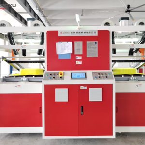 Machine de thermoformage sous vide pour feuilles de plastique ABS PC PS pour ligne de production de sacs de <span class=keywords><strong>voyage</strong></span> - Product Image 1