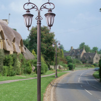Lampadaire Solaire Extérieur Européen pour Jardin, Capteur de Lumière, Étanche IP65, Idéal pour Rue, Cour et Pelouse