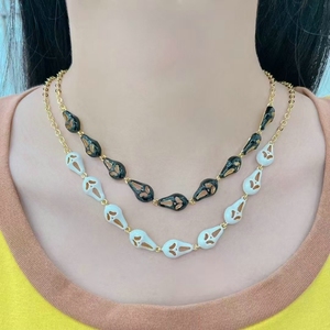 Conjuntos de collar de pulsera de cadena de eslabones de encanto de Halloween Esmalte chapado en oro de 18K con máscara de fantasma de grito Goblin para bodas - Product Image 4