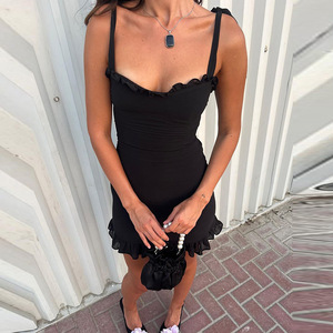 Nuevo Vestido Sexy de Cuello Halter con Escote Pronunciado y Cintura Ajustada para Mujer, a la Moda - Product Image 4