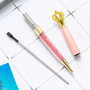 Stylo à bille en métal avec design de couronne de sceptre de la Reine Funky, avec grand diamant en cristal, logo personnalisé, stylo promotionnel original - Product Image 4