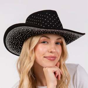 Sombrero Vaquero Occidental con Diamantes Completos en Color Sólido para Hombres y Mujeres - Product Image 1