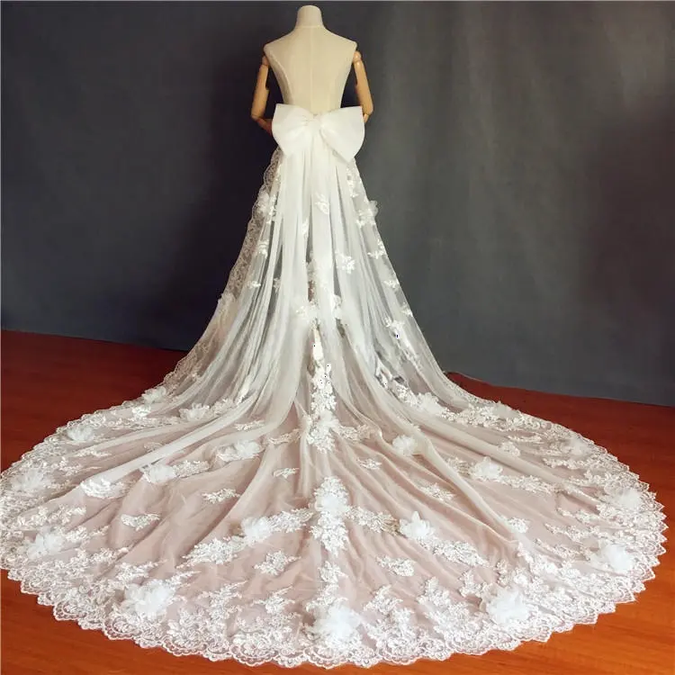 Feishiluo Luxury 3D Flower Wedding staccabile Train Lace Applique abito da sposa rimovibile con fiocco