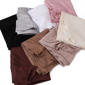 Ensemble de deux pièces avec jupe hijab musulmane, en tissu polyester opaque, à motifs doubles, carrés fins en chiffon de polyester - Product Image 5