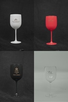 Verre à vin en plastique coloré noir acrylique de 480ml avec le logo imprimé pour des événements de barre
