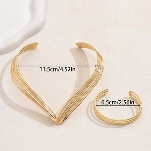 Conjunto de Collar y Pendientes de Estilo Europeo Americano 2025 para Mujer, Diseño Multicapa con Cuello Abierto, Romántico, Geométrico, Chapado en Oro, para Aniversario - Product Image 4