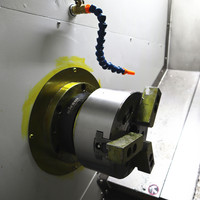 Fabricante CE certificado Metal aluminio corte 3 leva mandril hidráulico cama inclinada con transportador de viruta Cnc torno máquina
