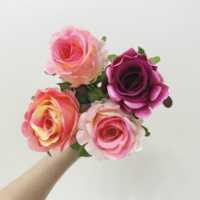 Großhandel 57cm Künstliche Rosen Einzelne Hochwertige Seidenrosen für Heim Hochzeit Fotografie Deko Ganggestaltung