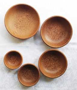 ชามไม้ธรรมชาติ คุณภาพพรีเมียม งานฝีมือตกแต่งอย่างประณีต ยั่งยืน ออร์แกนิค เหมาะสำหรับเสิร์ฟของว่าง ผลไม้ สลัด - Product Image 2